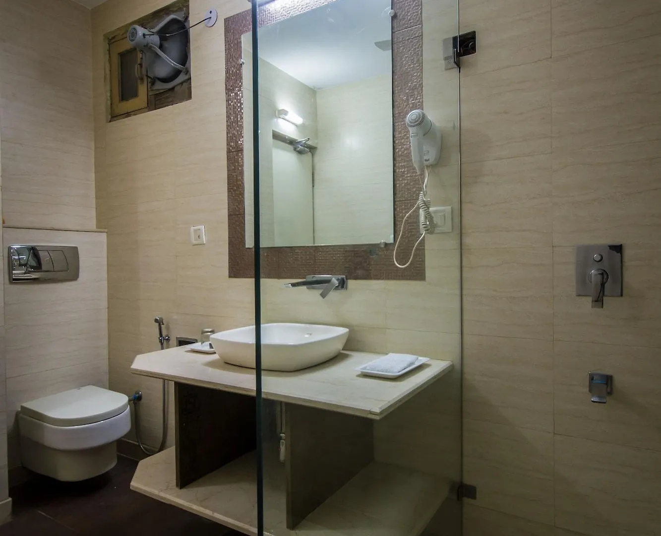 The Suncourt Hotel Yatri Delhi  3*, Delhi (National Capital Territory of India)