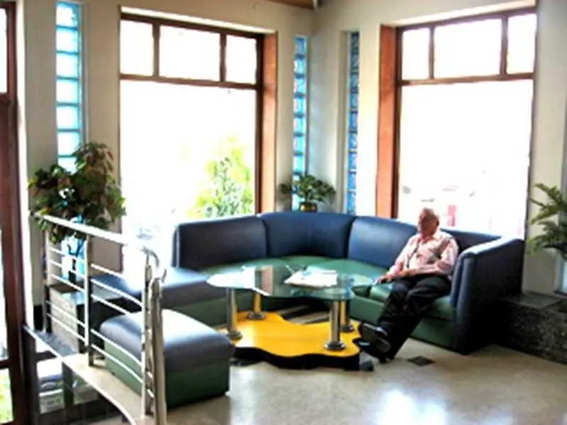 The Suncourt Hotel Yatri Дели