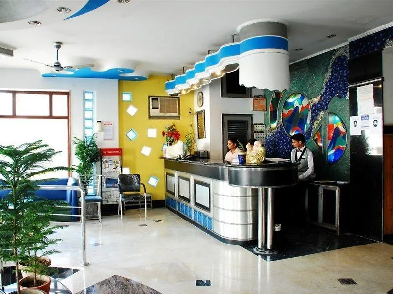The Suncourt Hotel Yatri Дели